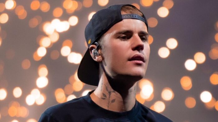 Justin
Bieber muestra primeros signos de recuperación tras la parálisis facial,
asegura doctor