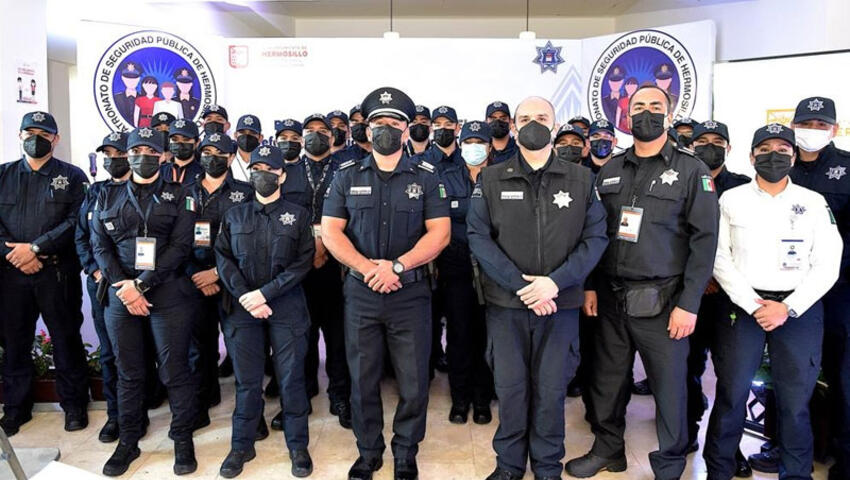 Recibe Policía Preventiva y
Tránsito Municipal de Hermosillo a 32 nuevos elementos