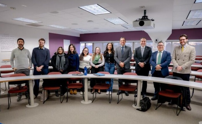 Dialoga Toño Astiazarán con legisladores y académicos
estadounidenses sobre áreas de oportunidad y colaboración para el desarrollo
económico