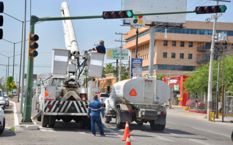 Contemplan cambiar 38 semáforos en Hermosillo