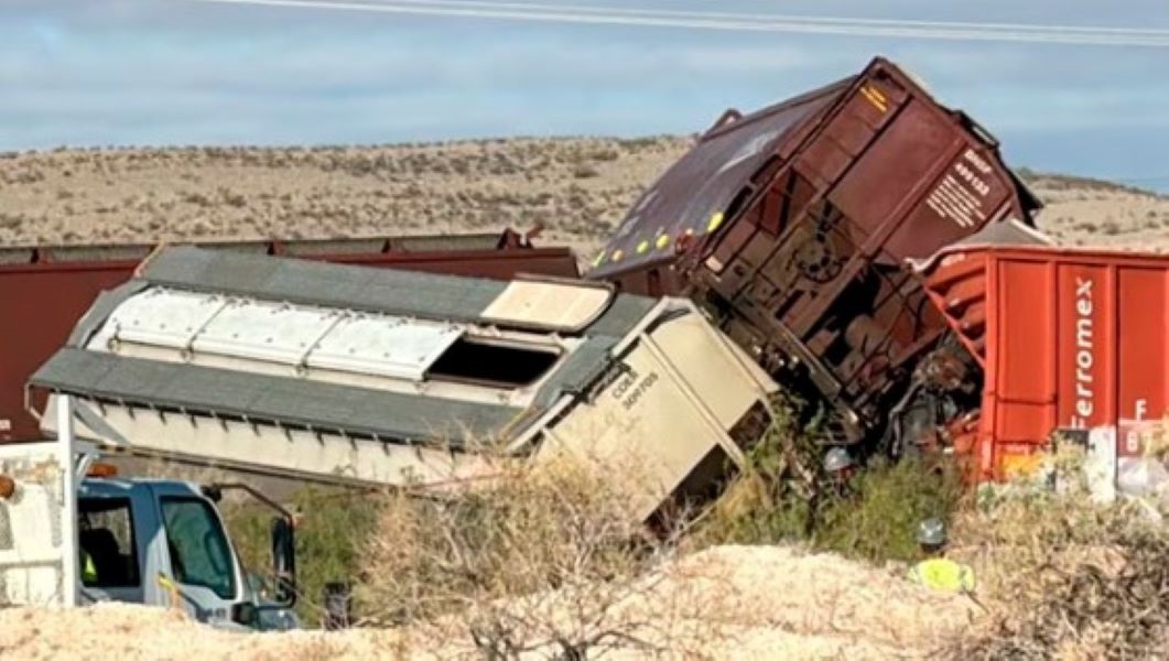 ¡Accidente en Chihuahua! Se descarrila tren y deja 10
migrantes heridos