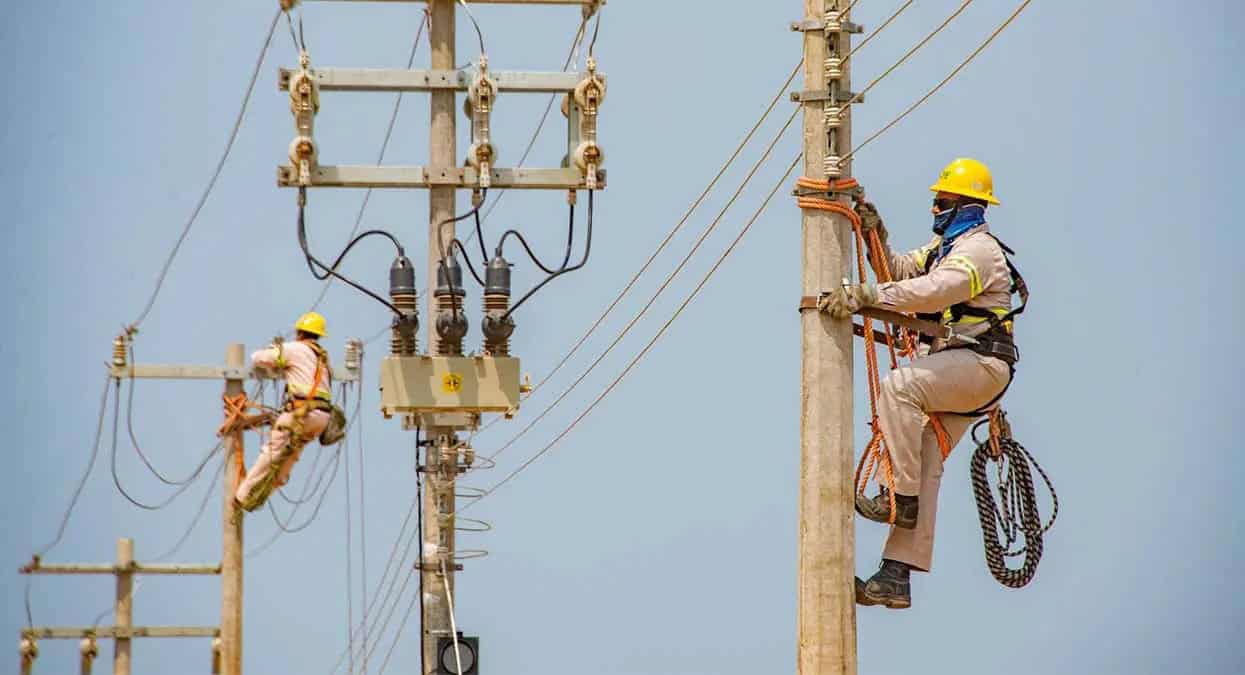 CFE suspenderá servicio este miércoles en dos colonias de
Hermosillo