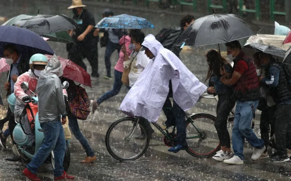 Pronostican lluvias fuertes en el
noroeste del país por el monzón mexicano