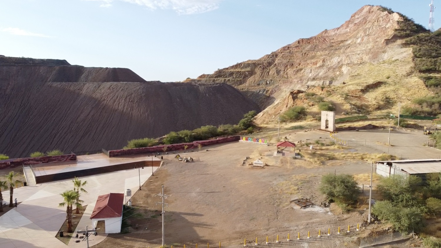 Disfruta el Tour Minero La Colorada y conoce el único
mirador escénico público a un tajo minero en México

 