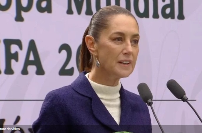 Sheinbaum presenta el Mundial 2026: invertirán 9 mil mdp
en el AICM y esperan 5.5 millones de visitantes 