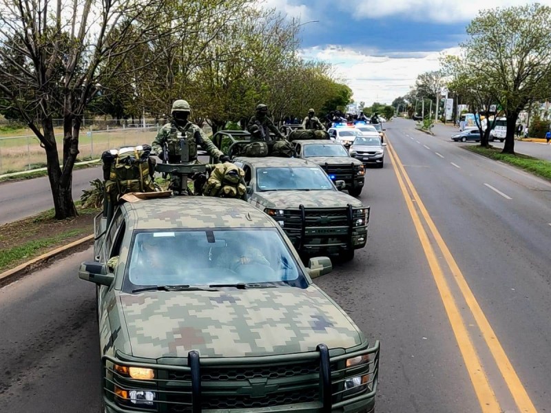 Llegan 800 militares a Michoacán
para reforzar seguridad