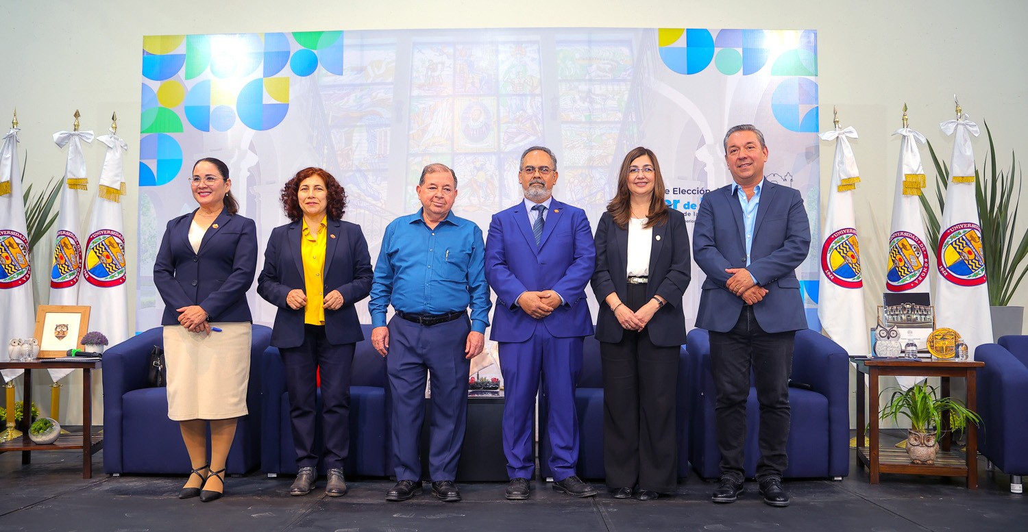 Se realiza en campus Hermosillo el tercer Foro con
Aspirantes a la Rectoría